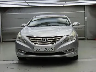 Hyundai Sonata 2010, 86268 км, за 2428.78 USD