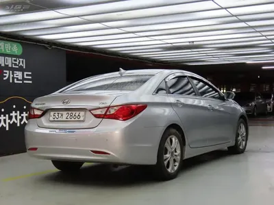 Hyundai Sonata 2010, 86268 км, за 2428.78 USD