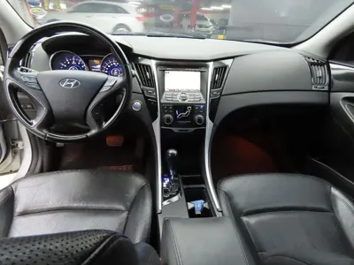 Hyundai Sonata 2010, 86268 км, за 2428.78 USD - фото 7
