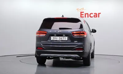 Kia Sorento 2016, 208482 км, за 5244.85 USD