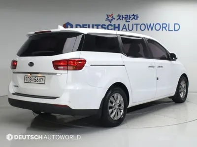 Kia Canival 2020, 107931 км, за 7680.19 USD