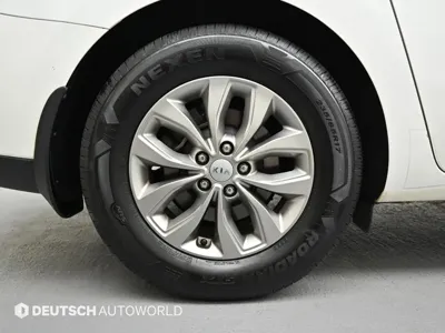 Kia Canival 2020, 107931 км, за 7680.19 USD