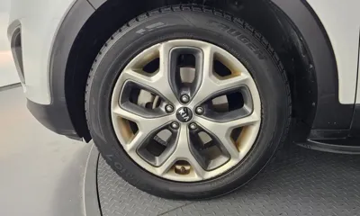 Kia Sorento 2015, 231605 км, за 5251.41 USD