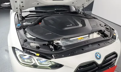 BMW i4 2023, 67743 км, за 30878.23 USD - фото 6