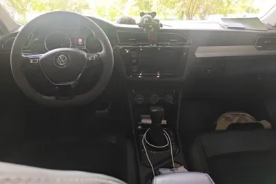 Volkswagen Tiguan L 2018, 52600 км, за 11313 USD - фото 6