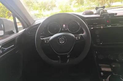 Volkswagen Tiguan L 2018, 52600 км, за 11313 USD - фото 7
