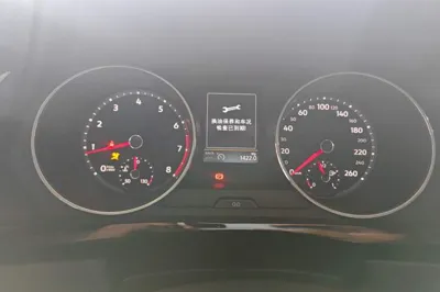 Volkswagen Tiguan L 2018, 52600 км, за 11313 USD - фото 8