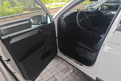 Volkswagen Tiguan L 2018, 52600 км, за 11313 USD - фото 13