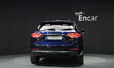 Maserati Levante 2019, 80903 км, за 19090.16 USD - фото 4