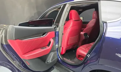 Maserati Levante 2019, 80903 км, за 19090.16 USD - фото 17