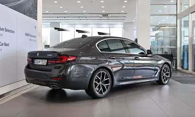 BMW 5-Series 2023, 66592 км, за 28424.13 USD