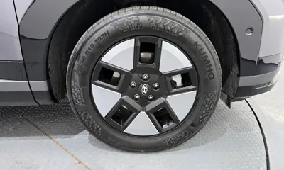 Hyundai Santafe 2024, 40503 км, за 24178.79 USD