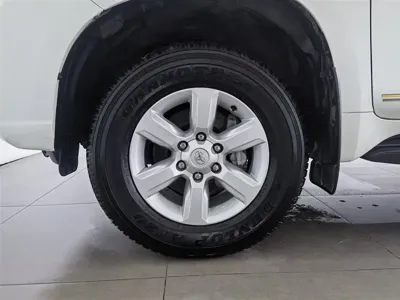 Toyota Prado 2017, 79000 км, за 26456.23 USD - фото 17