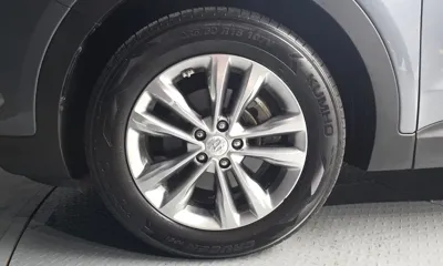 Hyundai Santafe 2018, 187880 км, за 7085.74 USD