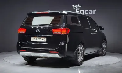 Kia Canival 2017, 63161 км, за 10962.32 USD