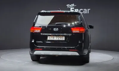 Kia Canival 2017, 63161 км, за 10962.32 USD