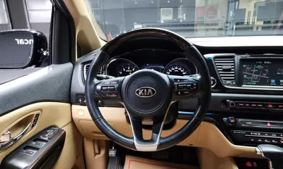 Kia Canival 2017, 63161 км, за 10962.32 USD - фото 14