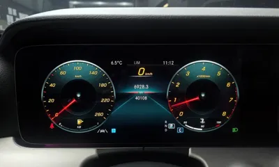 Mercedes-Benz E-Class 2021, 40108 км, за 20145.36 USD - фото 8
