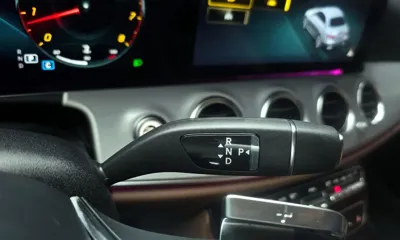 Mercedes-Benz E-Class 2021, 40108 км, за 20145.36 USD - фото 9