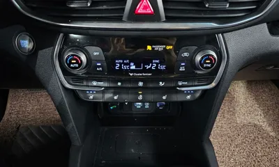 Hyundai Santafe 2019, 99422 км, за 12340.82 USD - фото 17