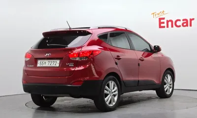 Hyundai Tucson 2012, 183389 км, за 3235.62 USD