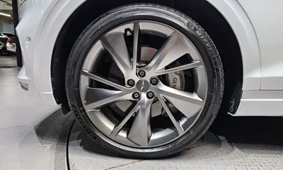 Genesis GV70 2023, 39079 км, за 30084.07 USD
