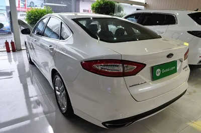 Ford Mondeo 2013, 104600 км, за 6561 USD
