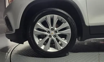 ChevroletGMDaewoo Trax 2017, 97108 км, за 4853.43 USD