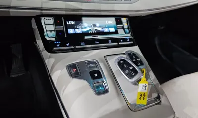 Hyundai Grandeur 2022, 164084 км, за 9765.48 USD - фото 9