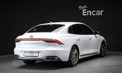 Hyundai Grandeur 2020, 135558 км, за 12997.24 USD