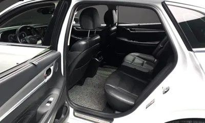 Hyundai Grandeur 2020, 135558 км, за 12997.24 USD - фото 12