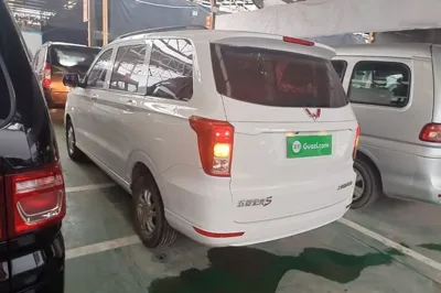 Wuling Hongguang 2021, 26400 км, за 7120 USD