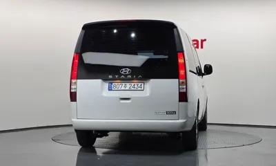 Hyundai Staria 2023, 48156 км, за 15926.67 USD