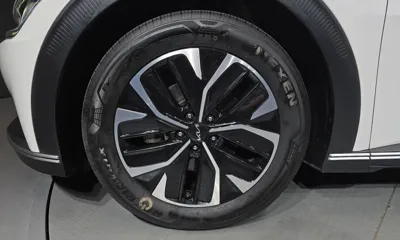 Kia EV6 2022, 88413 км, за 19218.25 USD