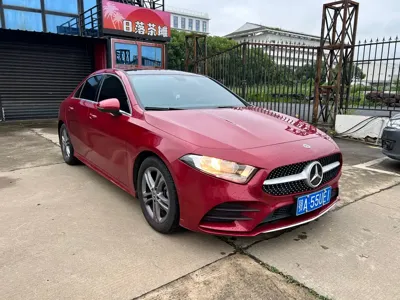 Mercedes-Benz A-Class 2021, 70000 км, за 11562.05 USD
