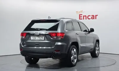 Jeep Cherokee 2013, 166993 км, за 3693.43 USD