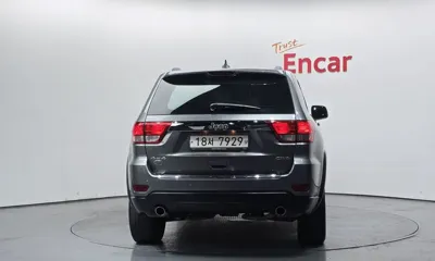 Jeep Cherokee 2013, 166993 км, за 3693.43 USD