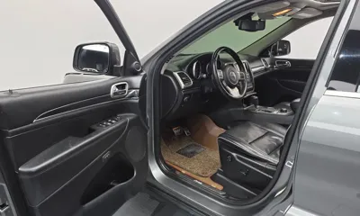 Jeep Cherokee 2013, 166993 км, за 3693.43 USD - фото 11