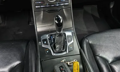 Hyundai Grandeur 2016, 197733 км, за 4266.77 USD - фото 9