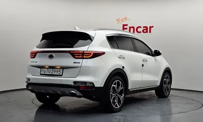 Kia Sportage 2020, 84008 км, за 11166.17 USD