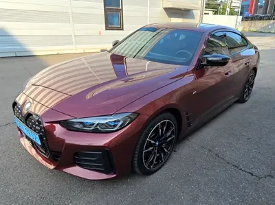 BMW i4 · 2024 год