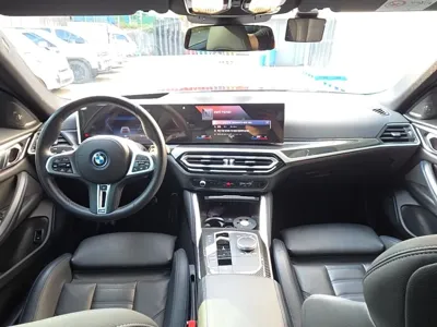 BMW i4 2024, 20000 км, за 33477.75 USD - фото 9