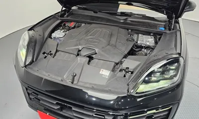 Porsche Cayenne 2024, 15065 км, за 91899.7 USD - фото 6