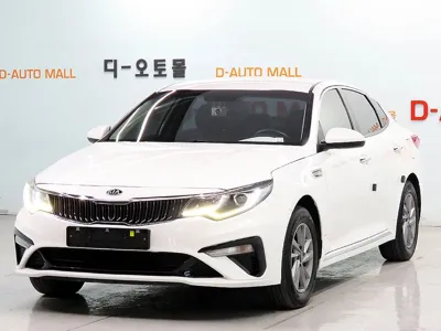 Kia K5 · 2019 год