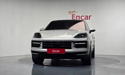 Porsche Cayenne 2025, 12163 км, за 101410.61 USD - фото 3