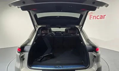 Porsche Cayenne 2025, 12163 км, за 101410.61 USD - фото 20