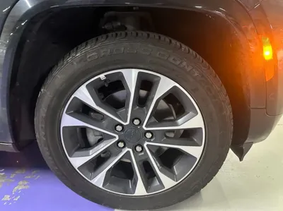 Jeep Cherokee 2021, 35000 км, за 36570.86 USD - фото 6