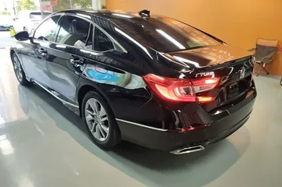 Honda Accord 2018, 76000 км, за 16436 USD