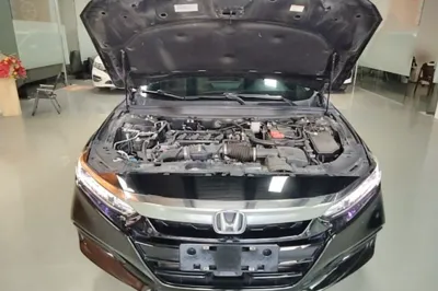 Honda Accord 2018, 76000 км, за 16436 USD - фото 24