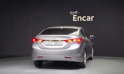 Hyundai Avante 2012, 143537 км, за 2535.27 USD
